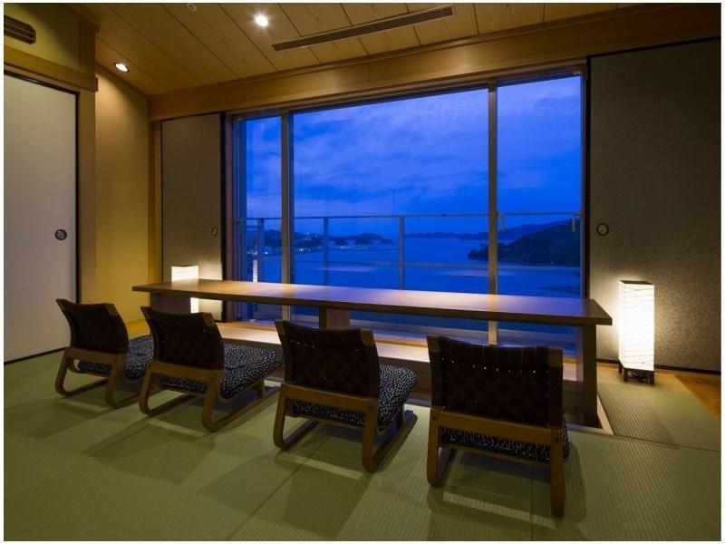 Toba Seaside Hotel Exterior photo