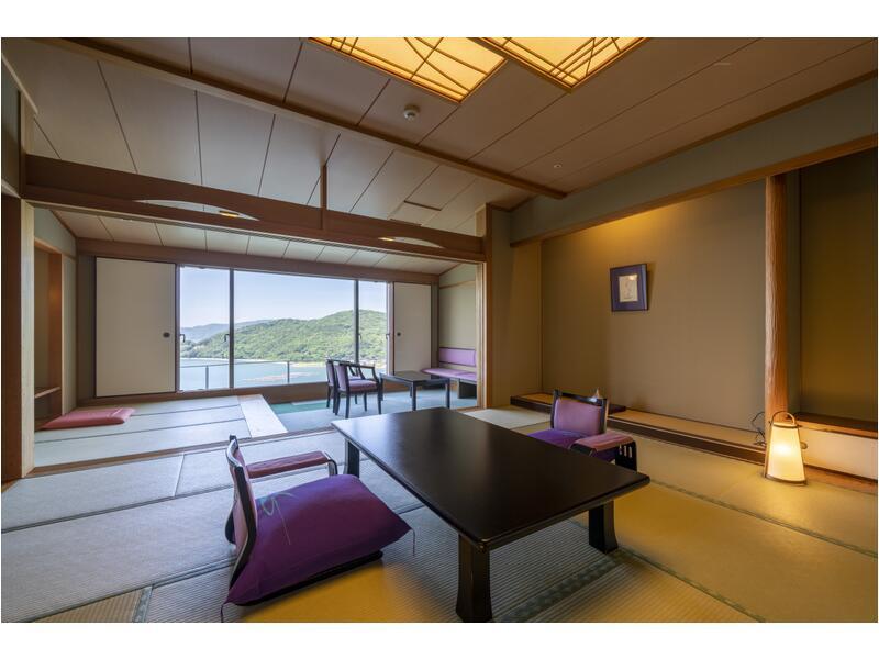 Toba Seaside Hotel Exterior photo